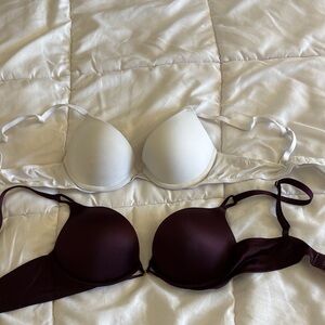 VS Bombshell White and Purple Women's Bra Set NWOT
